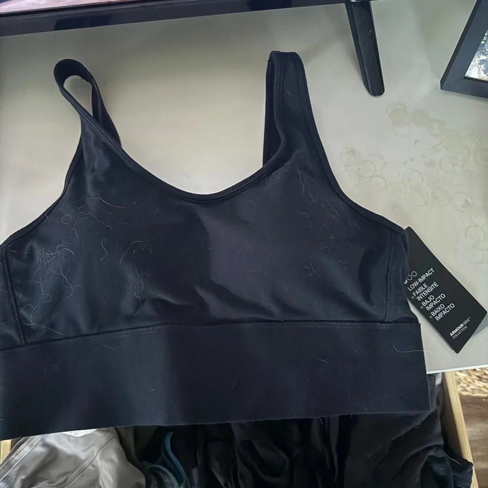 Under armor sports bra - Picture 2 of 2